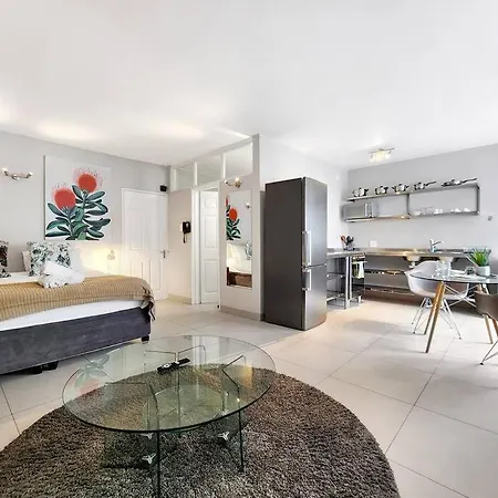 Epic Mountain Views-Loadshedding Free-Self Checkin Appartement Kaapstad Buitenkant foto