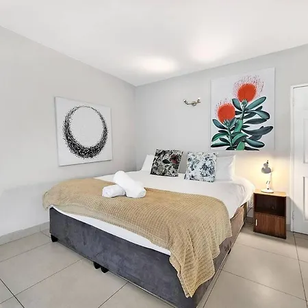 Epic Mountain Views-Loadshedding Free-Self Checkin Appartement Kaapstad Buitenkant foto